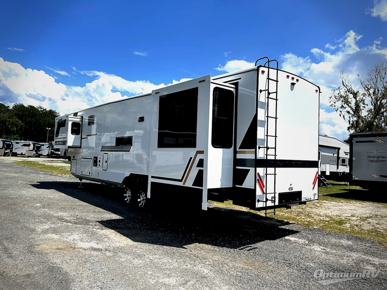 2026 KZ Durango Gold 393MKF Photo 3