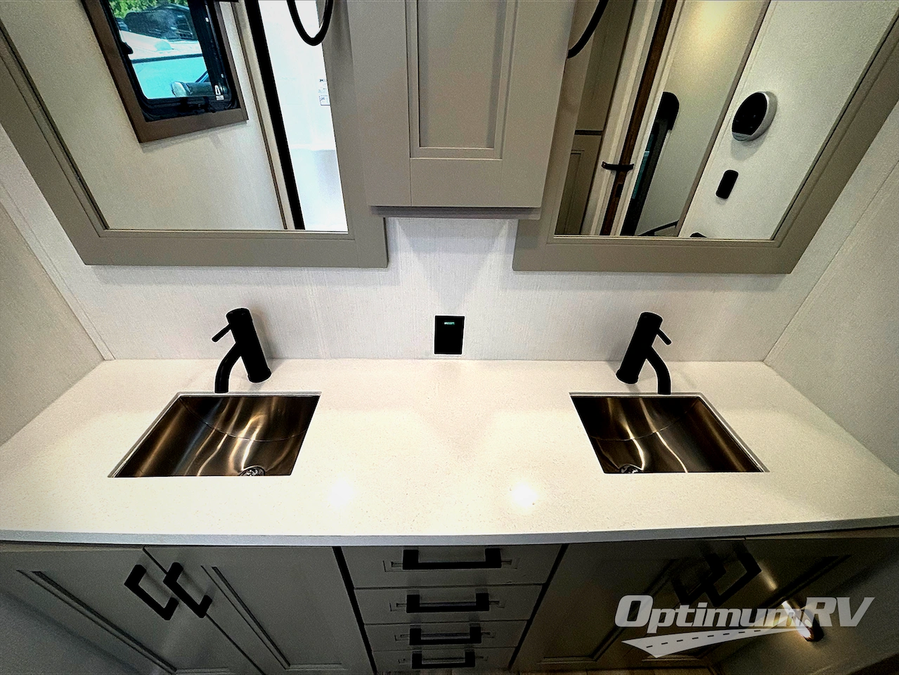 2026 KZ Durango Gold 393MKF Photo 18