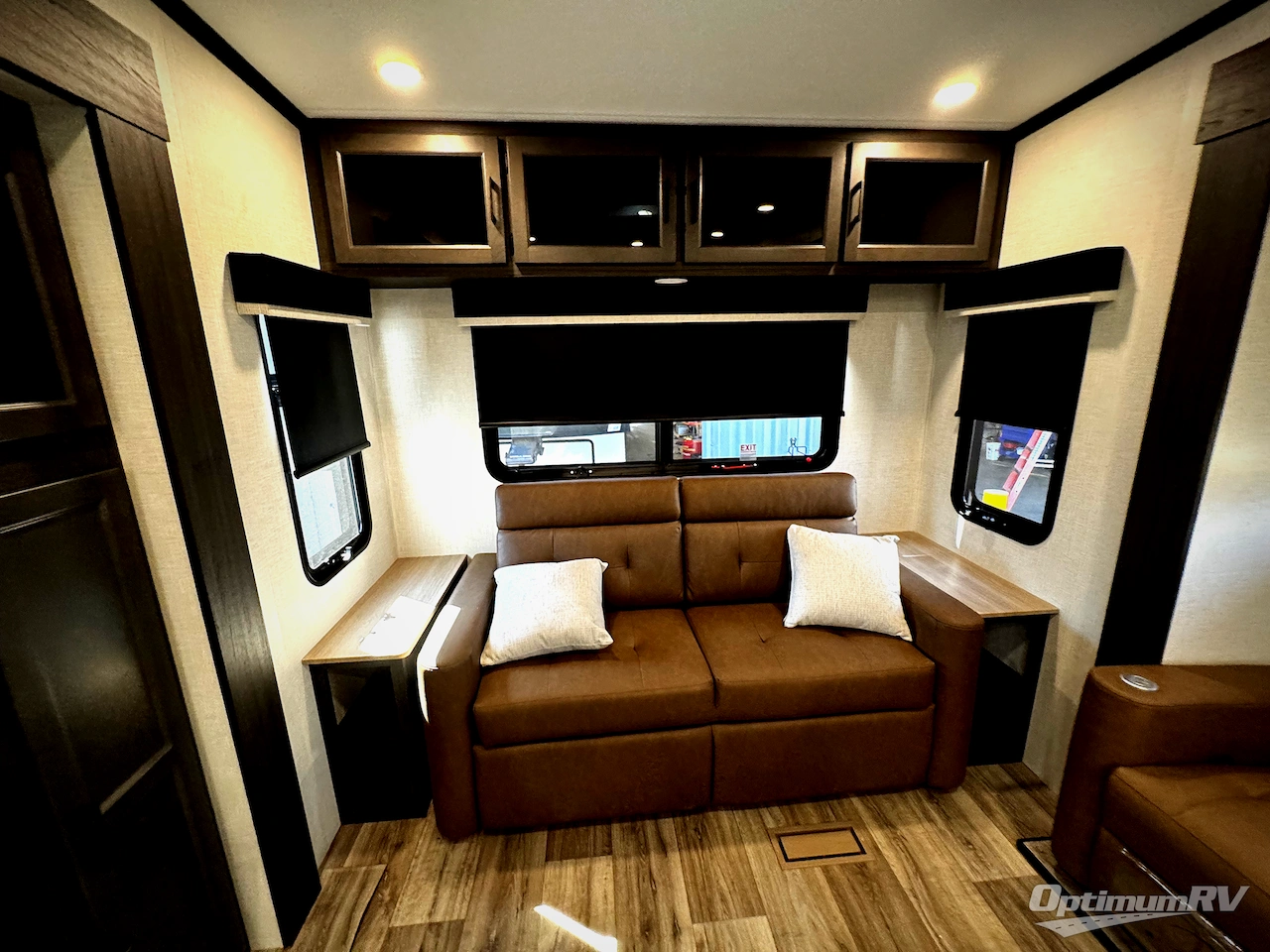 2026 Venture SportTrek Touring Edition STTF363VFR Photo 7