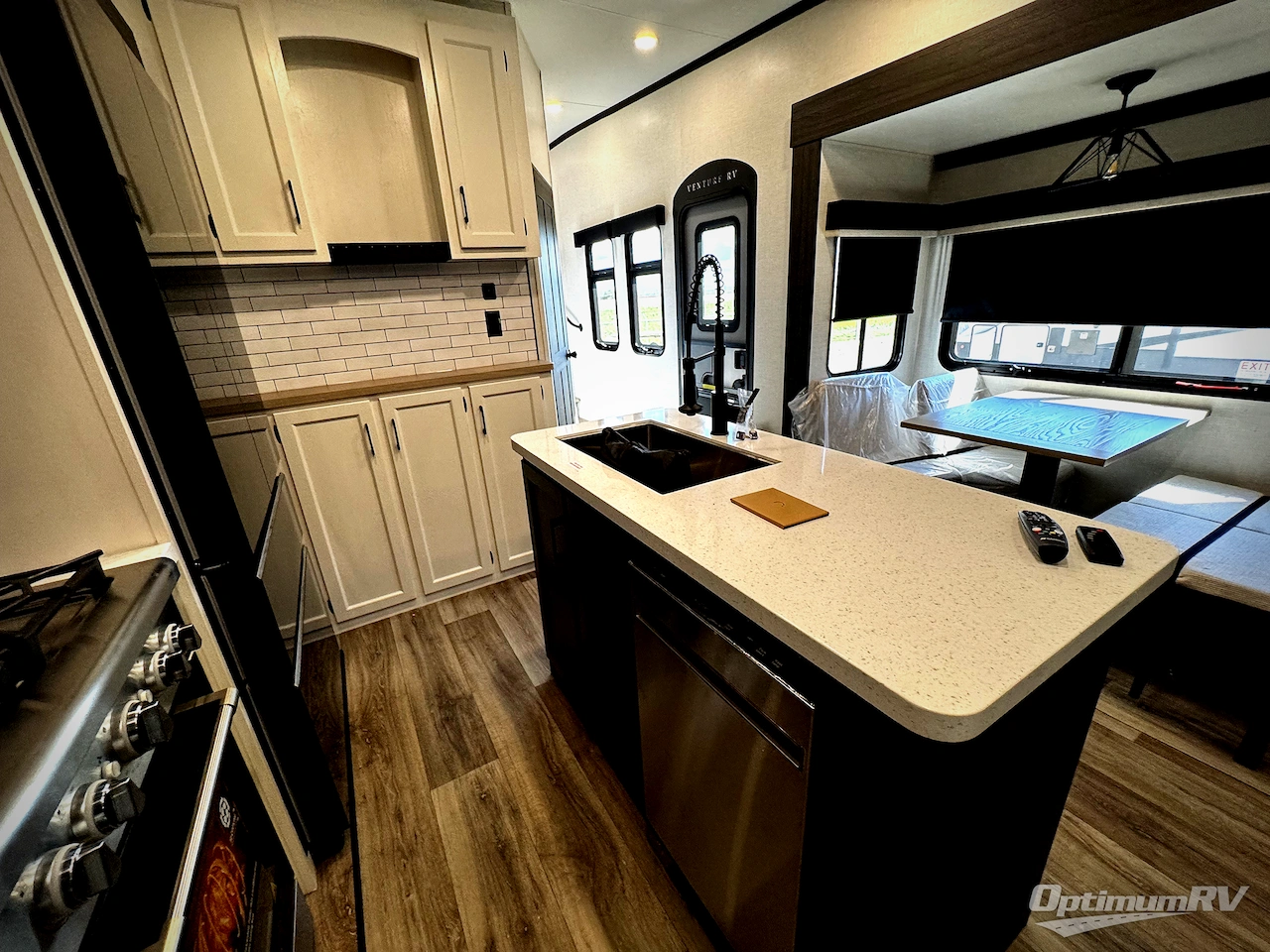 2026 Venture SportTrek Touring Edition STTF363VFR Photo 4