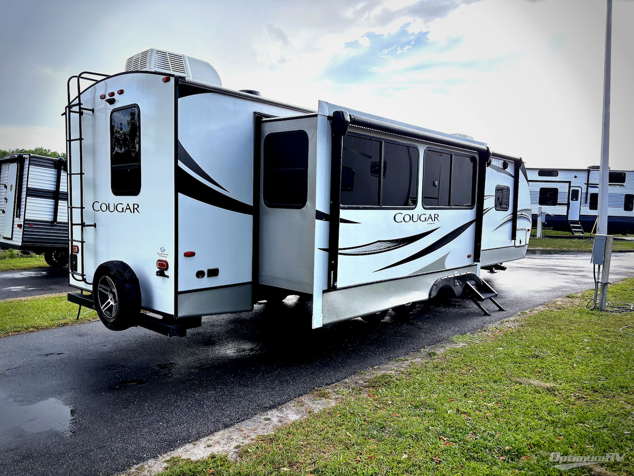 2021 Keystone Cougar Half-Ton 31MBS Photo 2