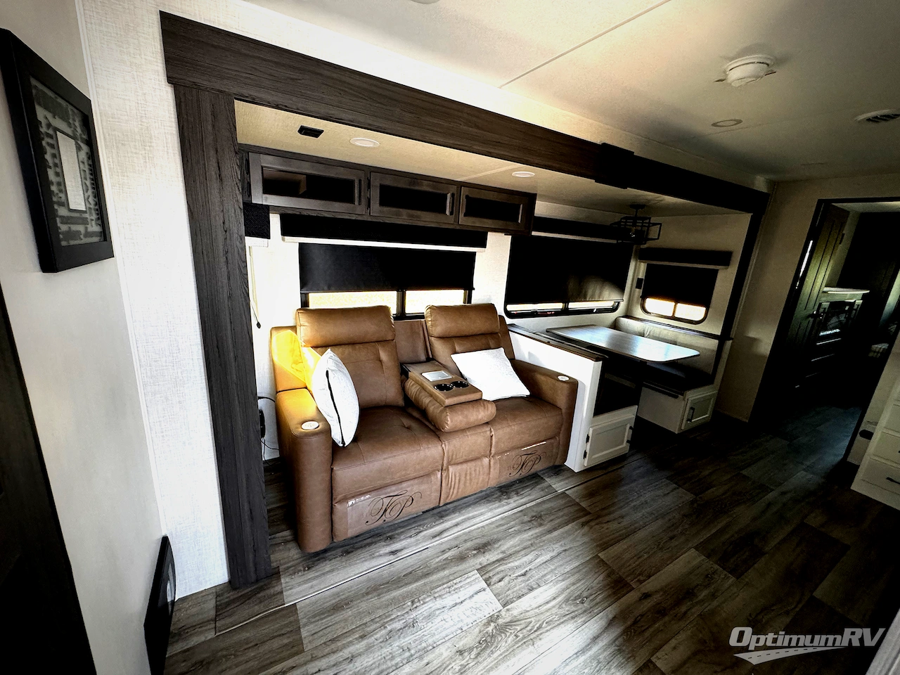 2026 Venture SportTrek Touring Edition STT292VRB Photo 2