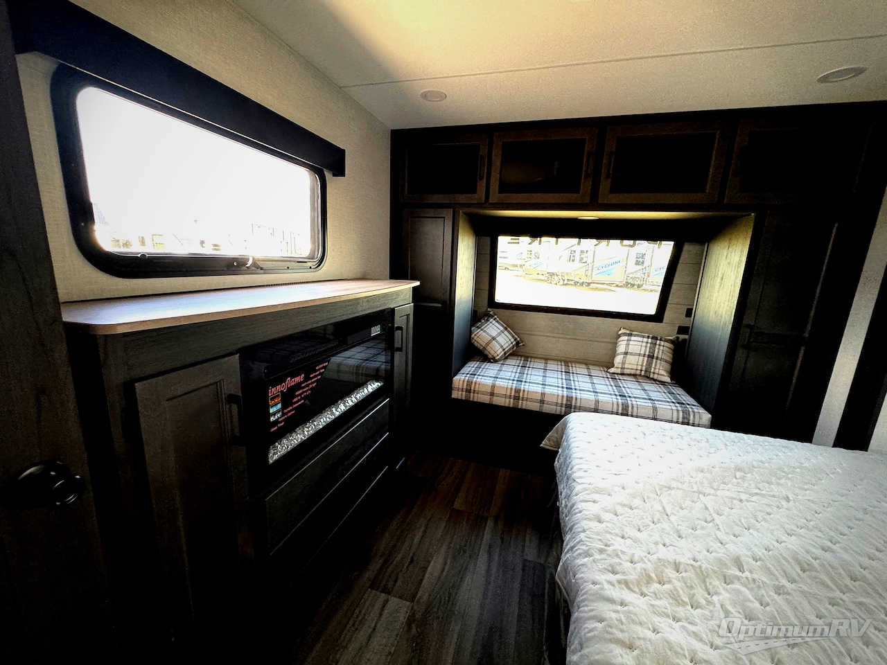 2026 Venture SportTrek Touring Edition STT292VRB Photo 7