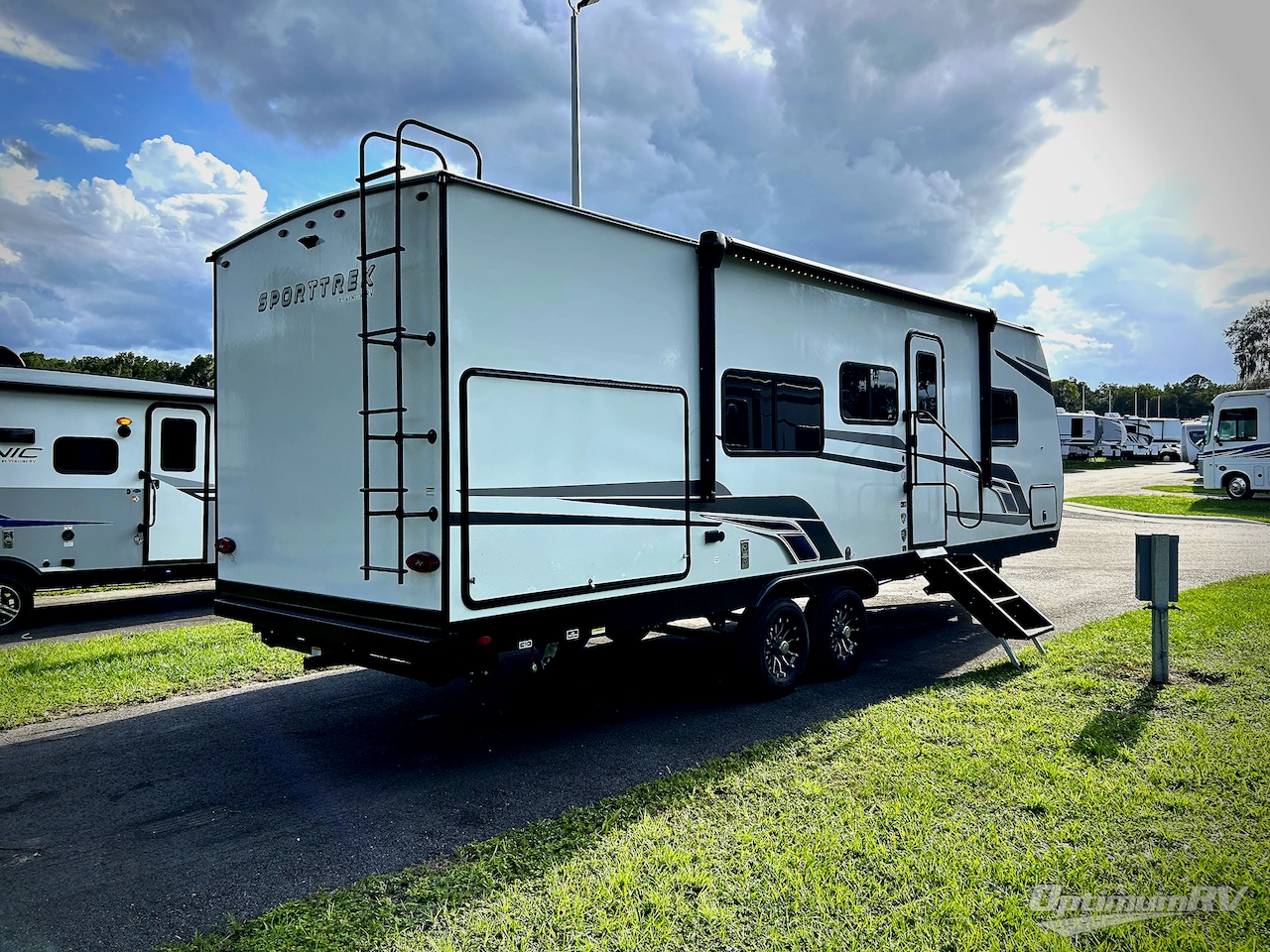 2026 Venture SportTrek ST271VRB Photo 2