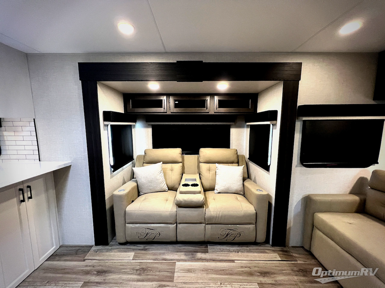 2026 Venture SportTrek Touring Edition STT336VRK Photo 6