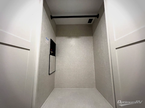 2026 Venture SportTrek Touring Edition STT343VIB RV Photo 4