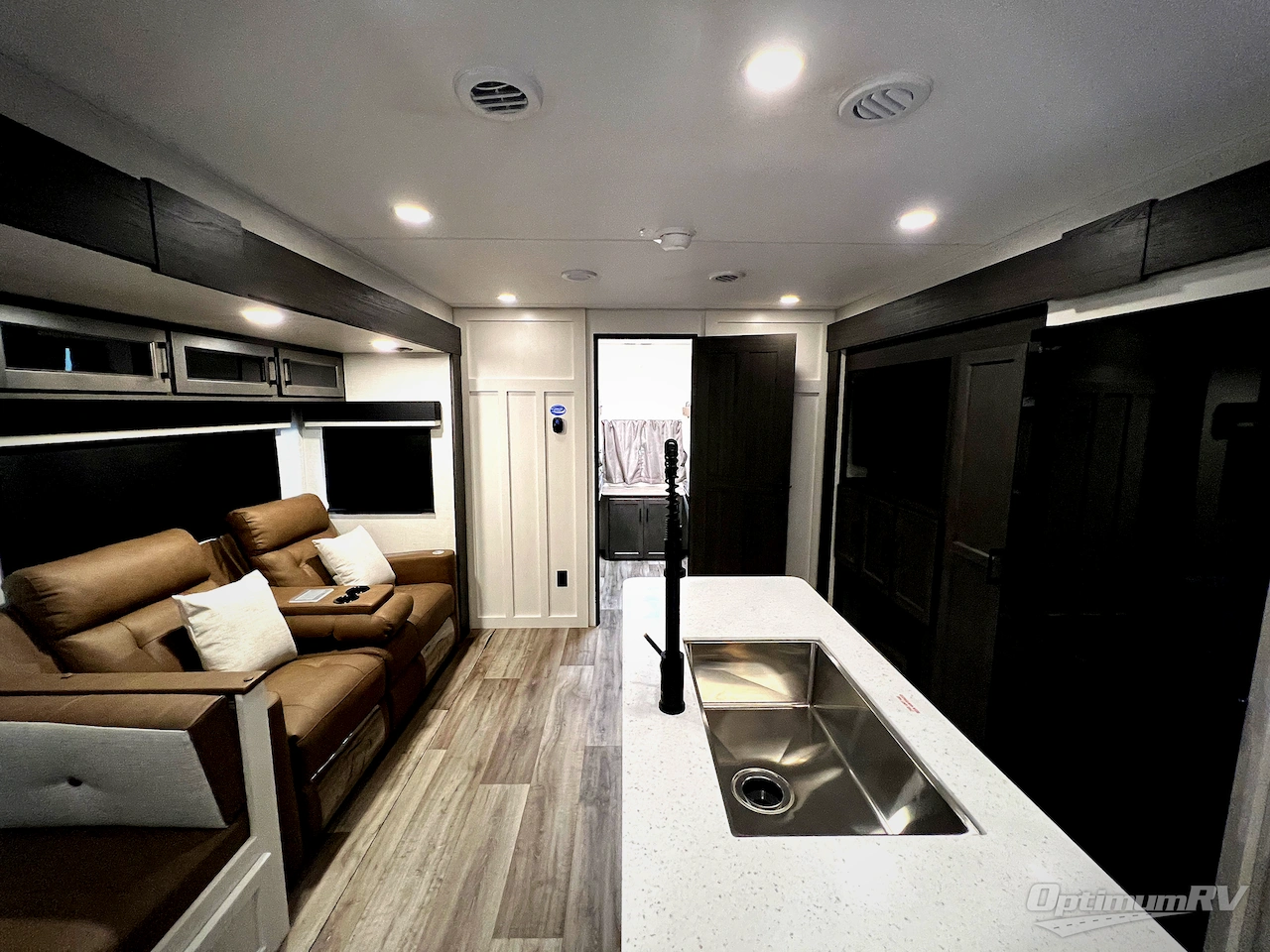 2026 Venture SportTrek Touring Edition STT343VIB Photo 3