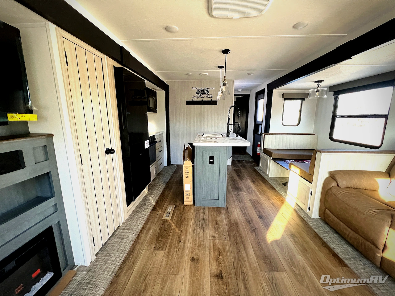 2026 Forest River Puma 31RLQS Photo 5