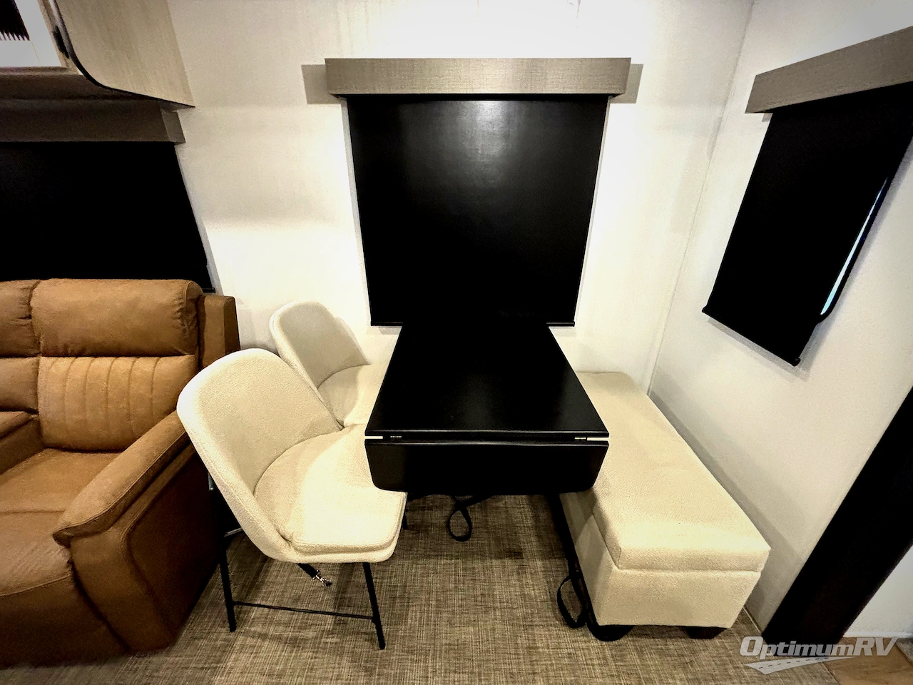 2026 Forest River Puma Vista 402LFT Photo 11