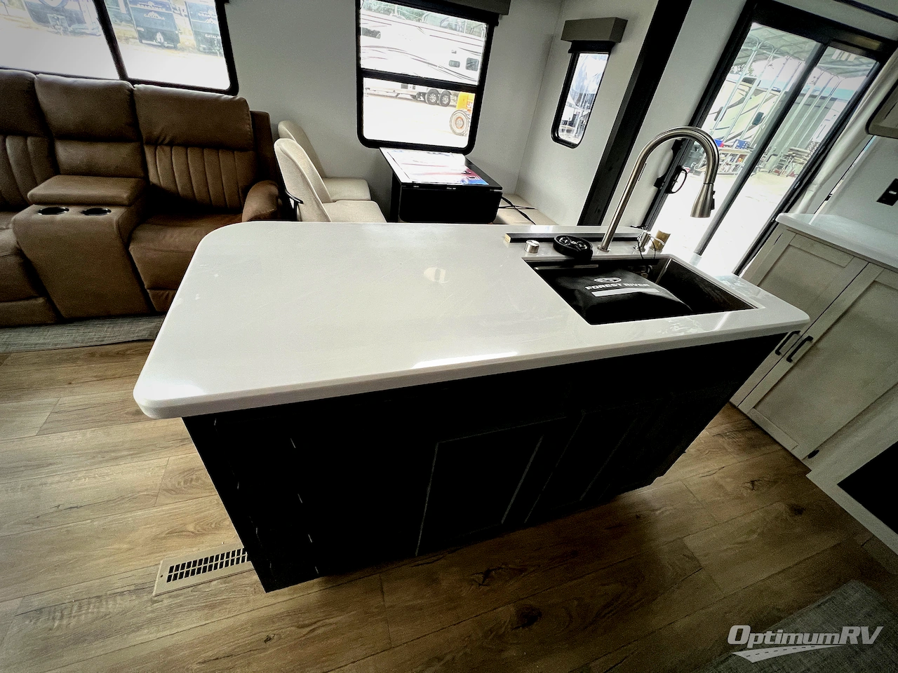 2026 Forest River Puma Vista 402LFT Photo 10