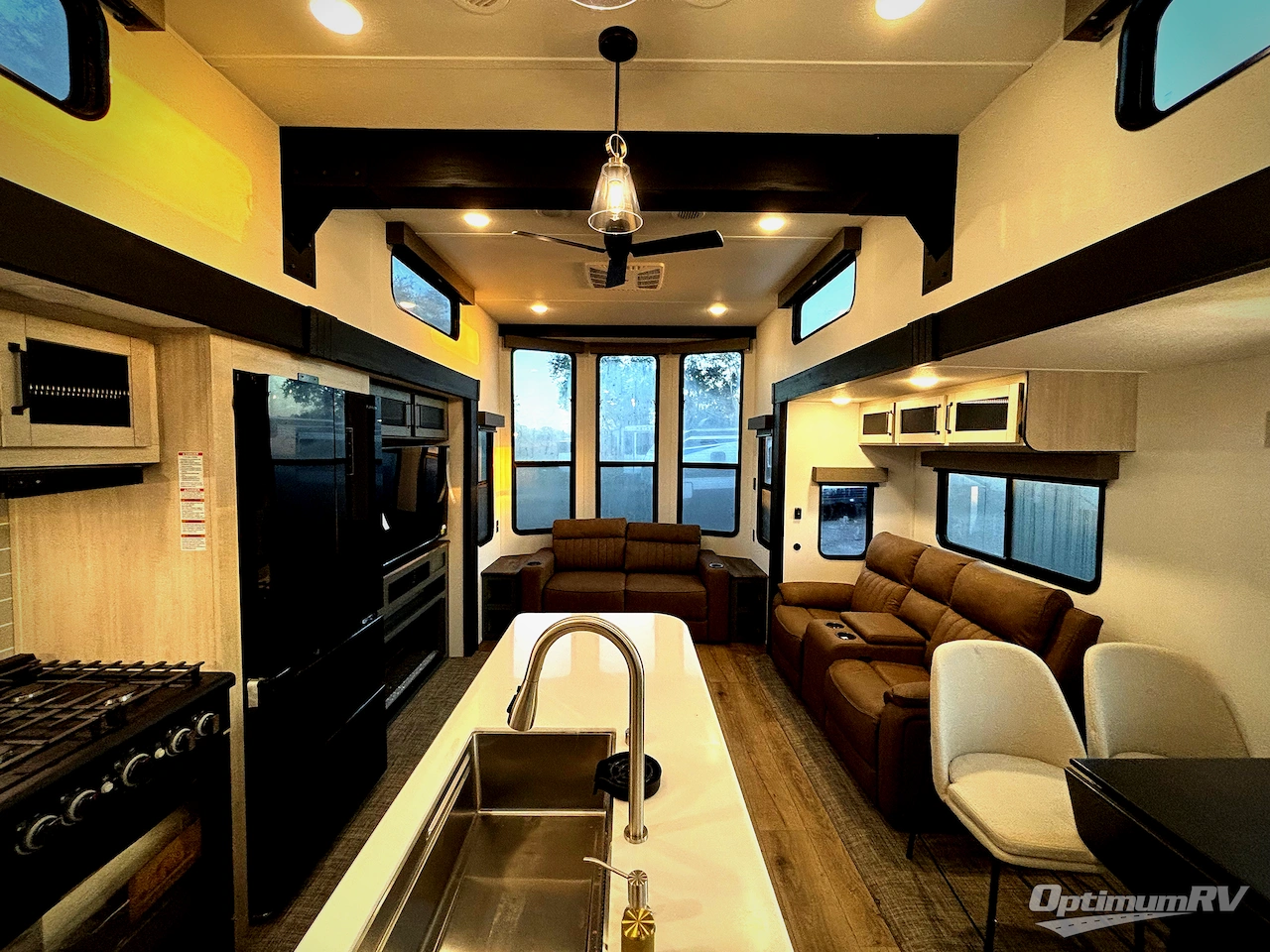 2026 Forest River Puma Vista 402LFT Photo 5