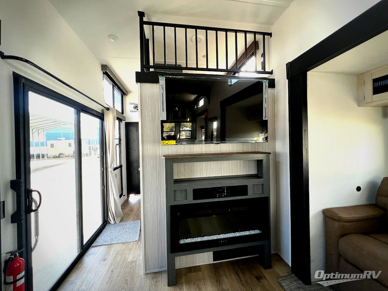 2026 Forest River Puma Vista 403LFT Photo 8