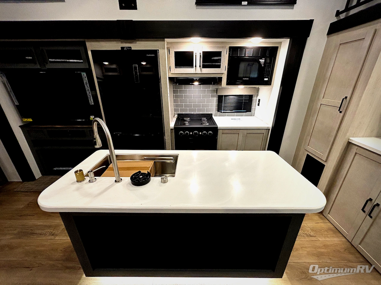 2026 Forest River Puma Vista 401RLFT Photo 6