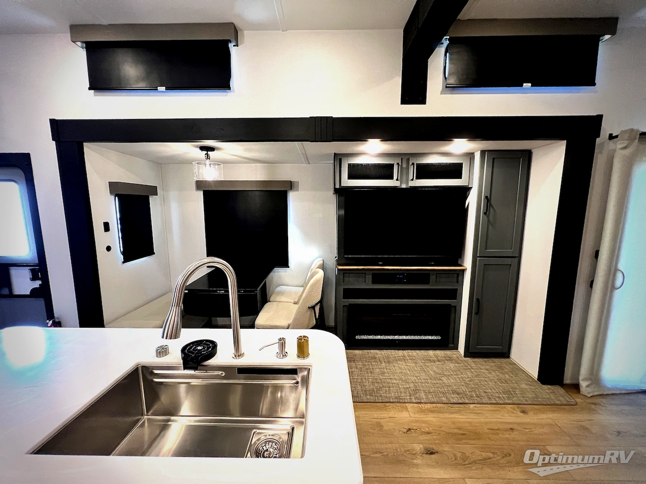 2026 Forest River Puma Vista 420LFT Photo 13