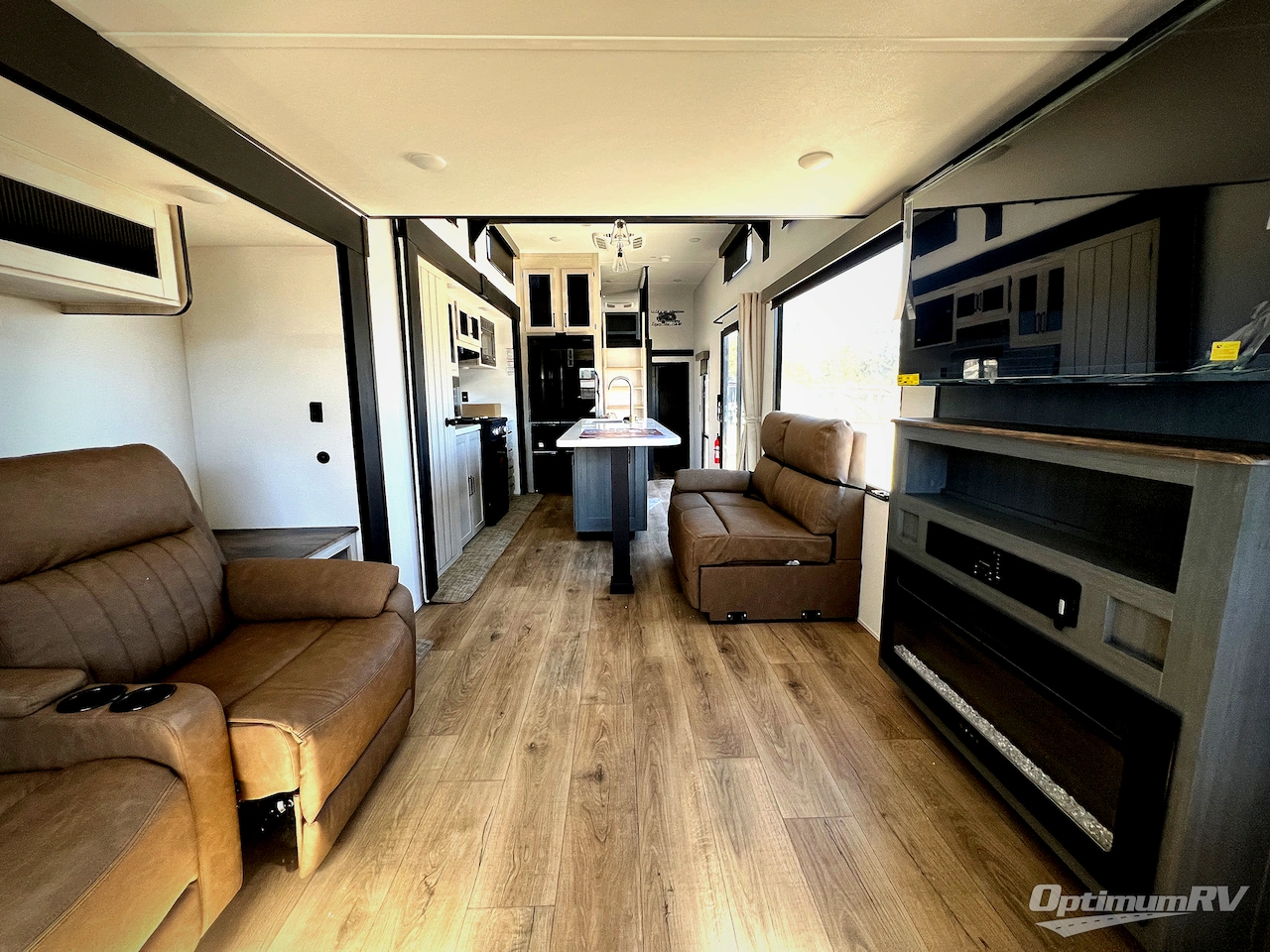 2026 Forest River Puma Vista 423LFT Photo 5