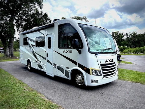 Used 2025 Thor Motor Coach Axis 26.1 Featured Photo