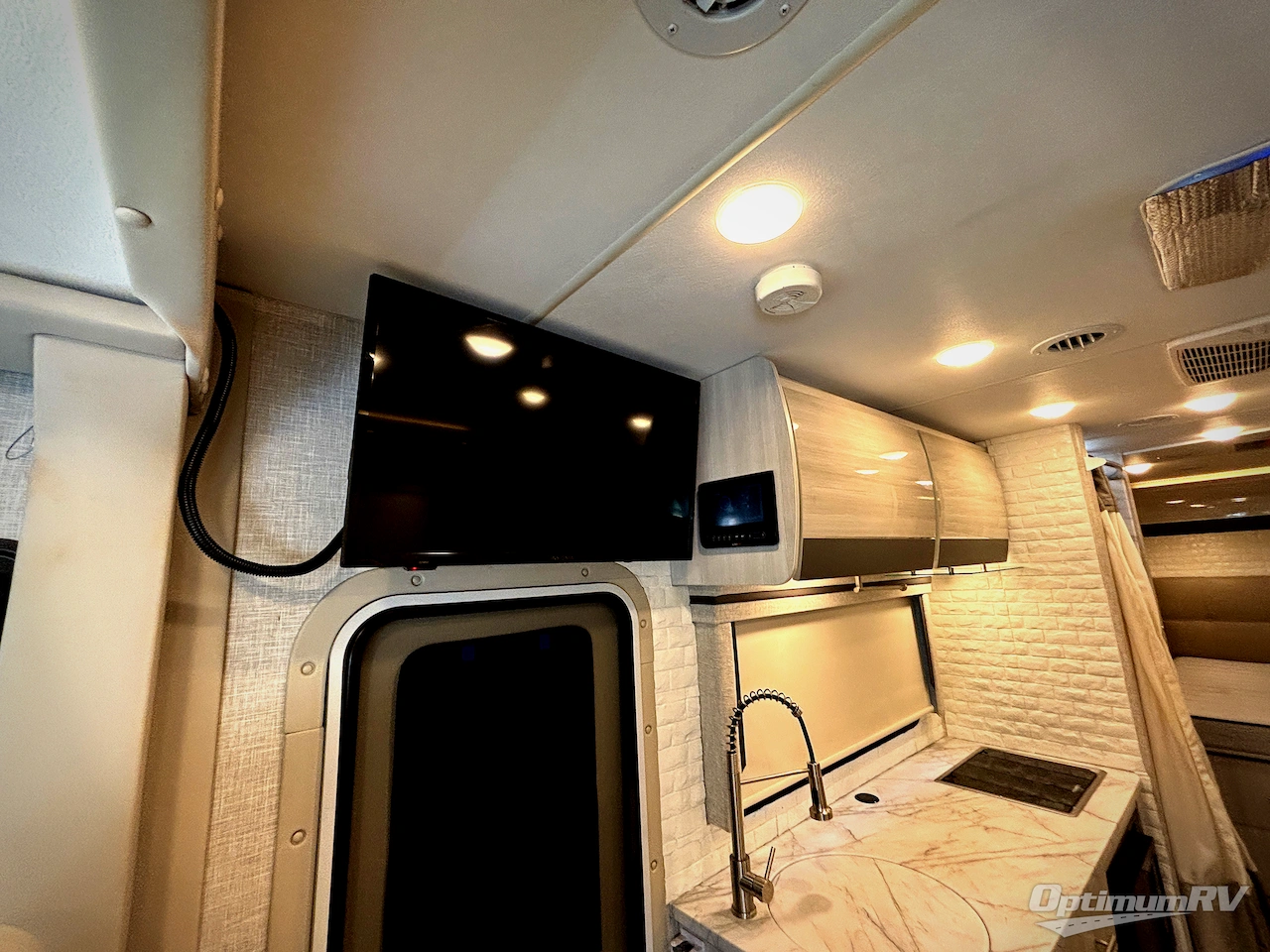 2025 Thor Axis 26.1 Photo 10