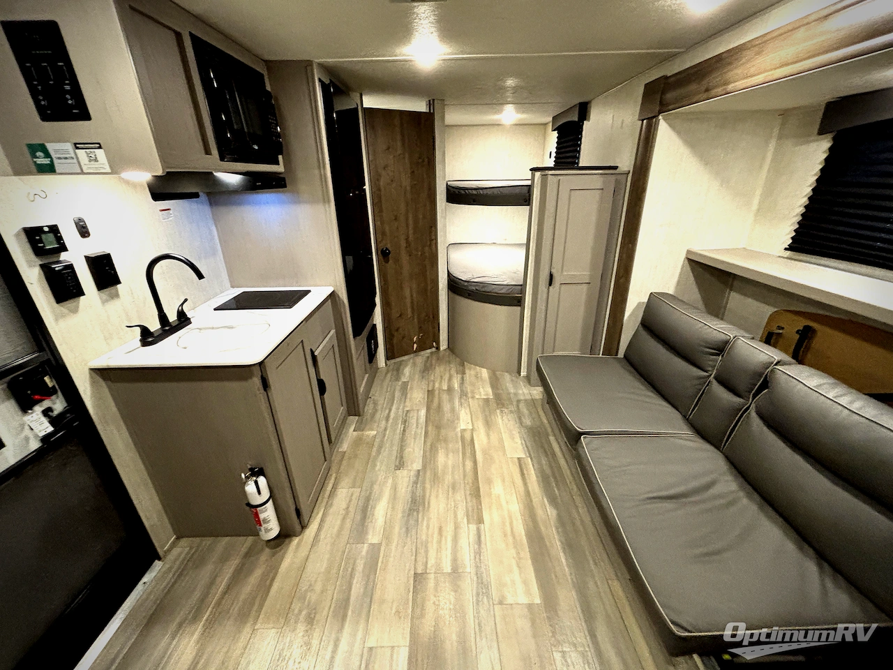 2025 Forest River Viking 4K Series 18DBS Photo 4
