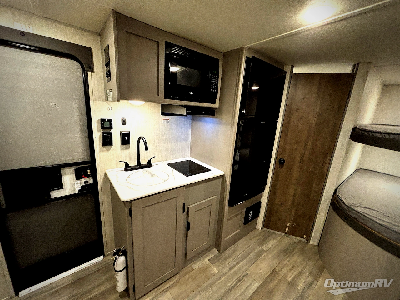 2025 Forest River Viking 4K Series 18DBS Photo 10