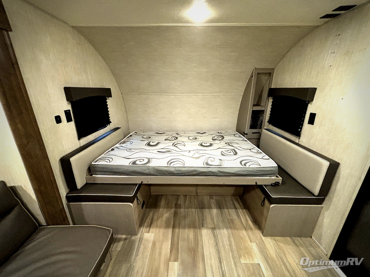 2025 Forest River Viking 4K Series 18DBS Photo 8