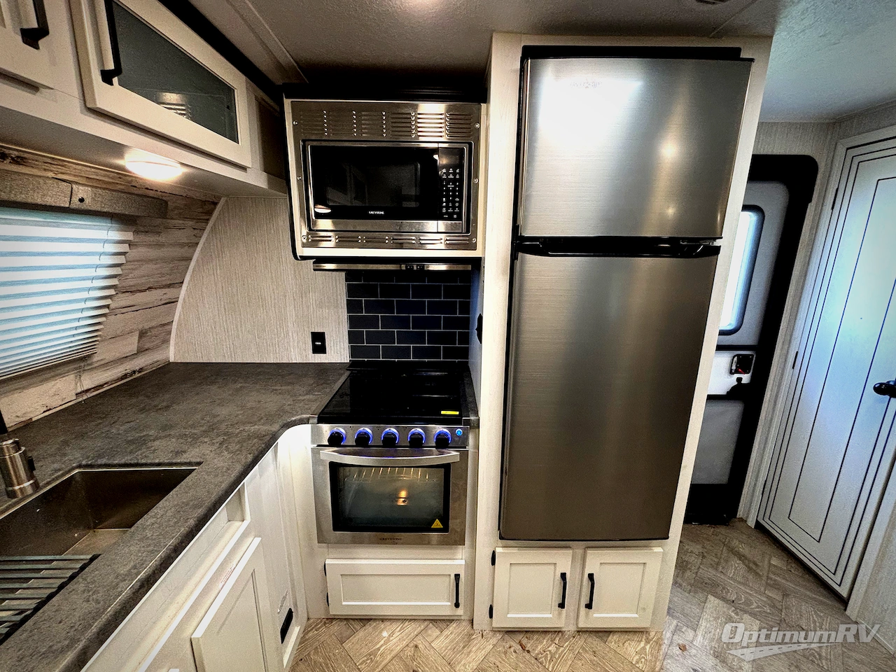 2021 Palomino Puma 26FKDS Photo 7