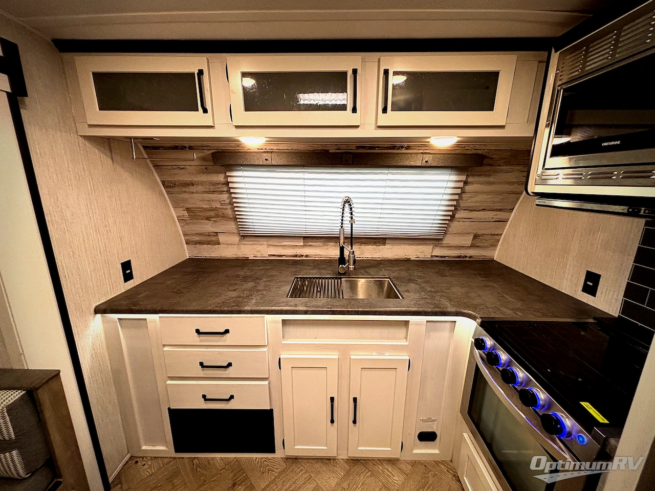 2021 Palomino Puma 26FKDS Photo 8