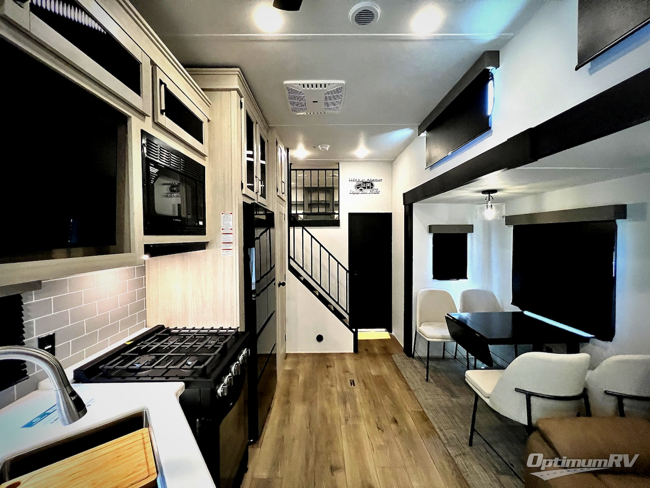 2026 Forest River Puma Vista 429LFT Photo 4