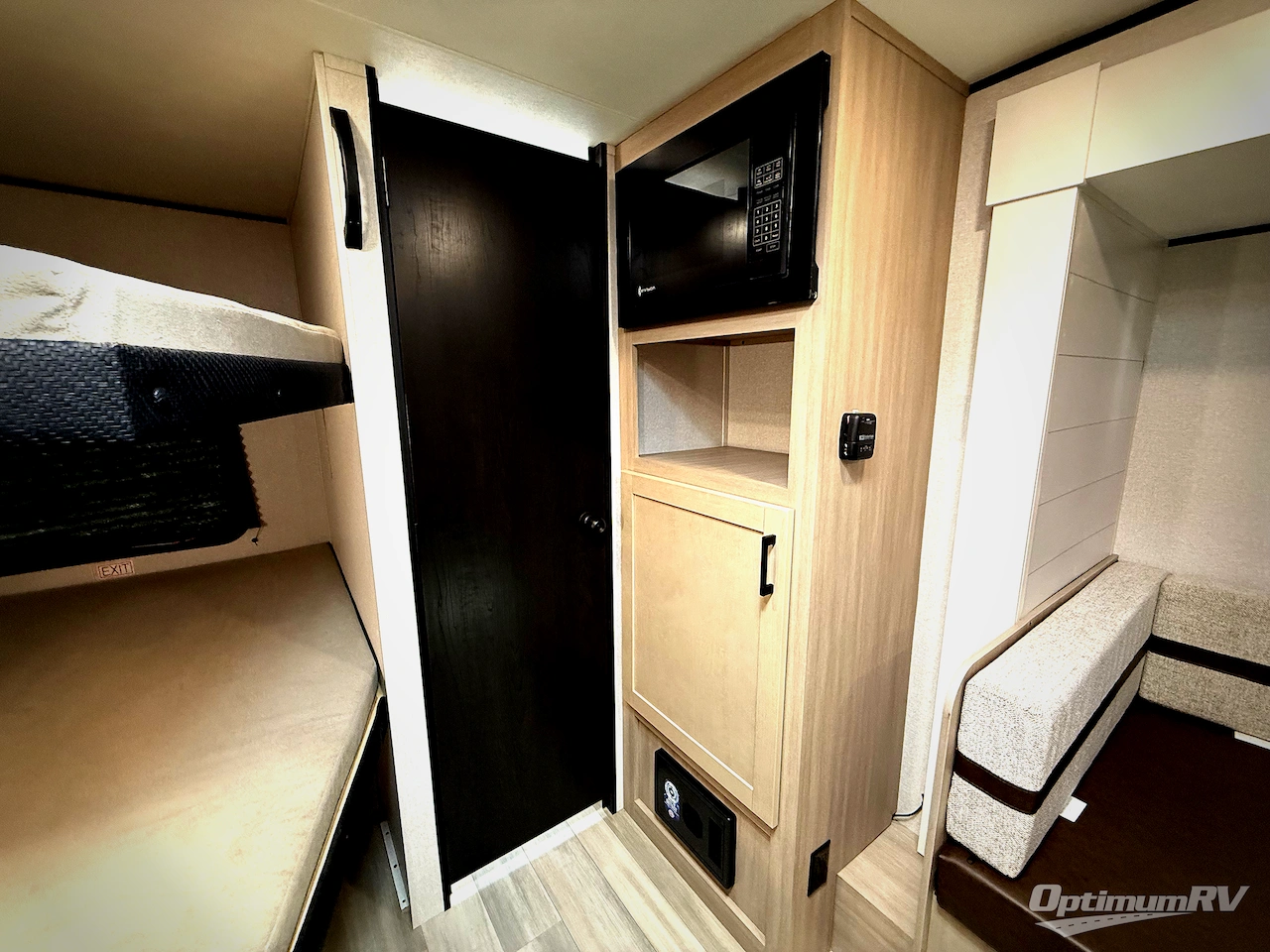 2026 Heartland Prowler 1702DBS Photo 8