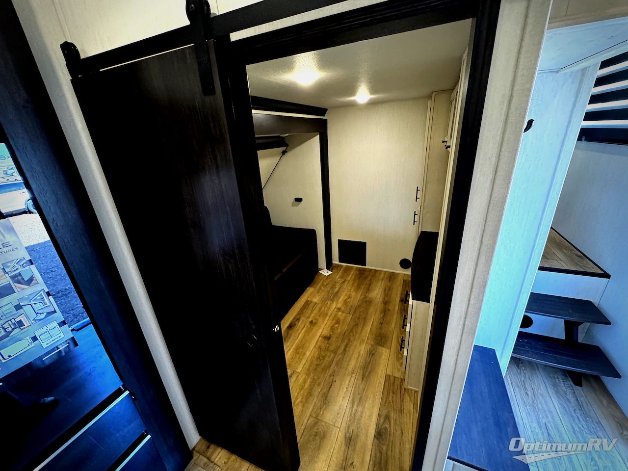 2026 Forest River Cherokee Sabre 36FLX Photo 4