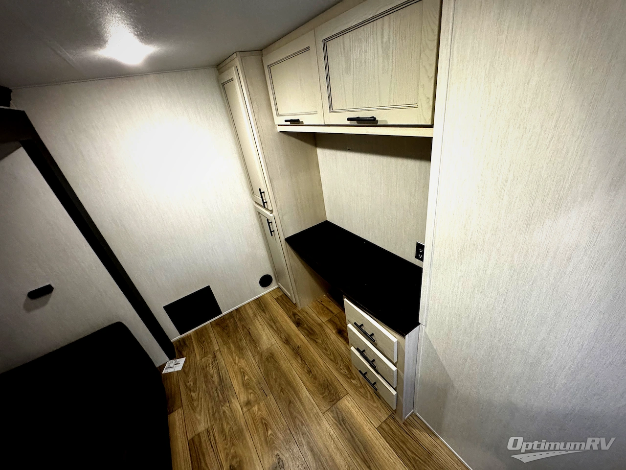 2026 Forest River Cherokee Sabre 36FLX Photo 6