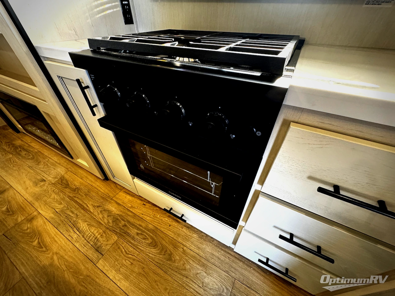 2026 Forest River Cherokee Sabre 36FLX Photo 11