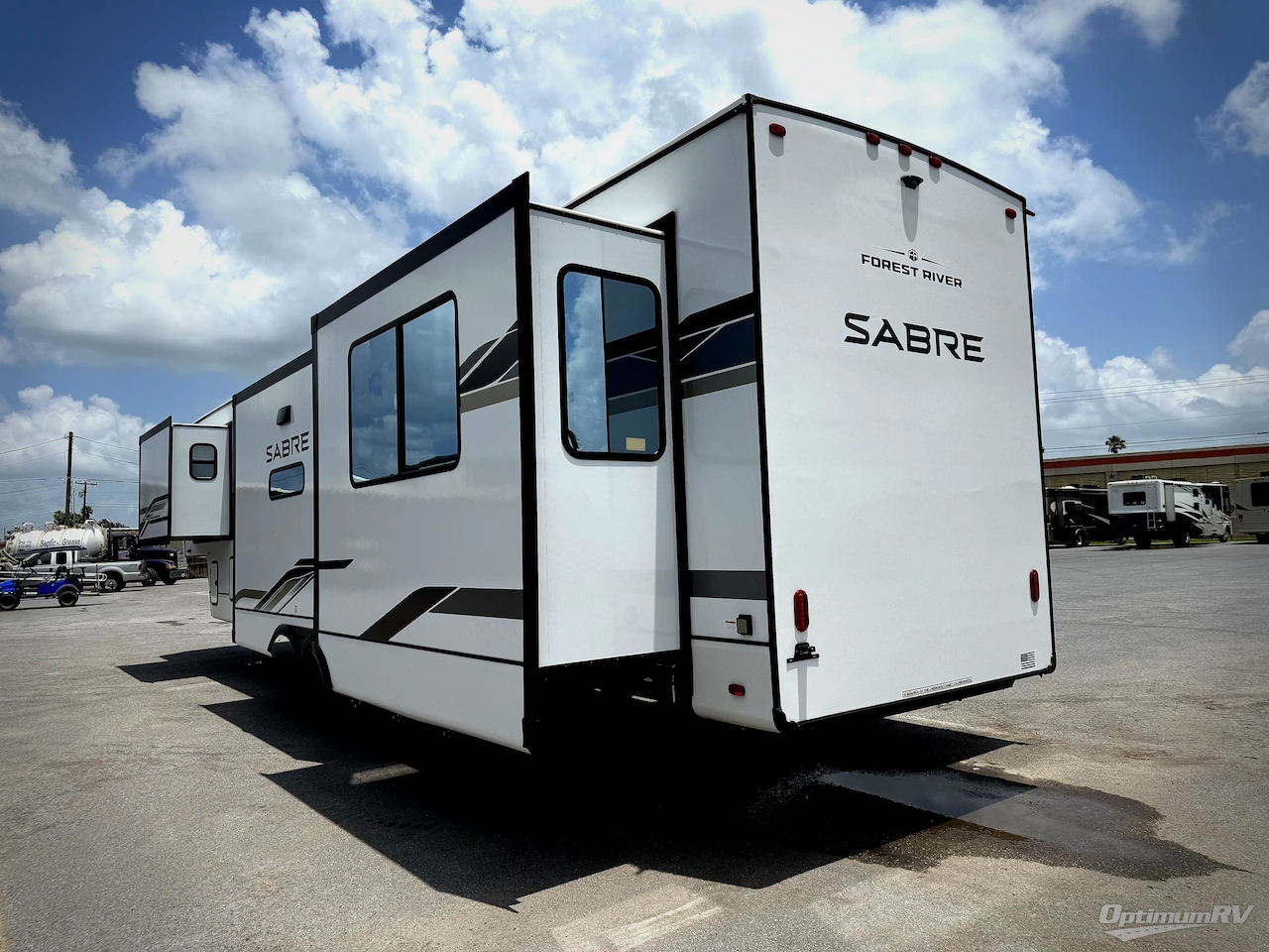2026 Forest River Cherokee Sabre 38RVHUNTER Photo 5