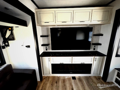 2026 Forest River Cherokee Sabre 38RVHUNTER RV Photo 4