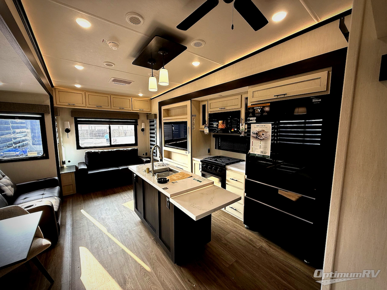 2026 Forest River Cherokee Sabre 36FLX Photo 4