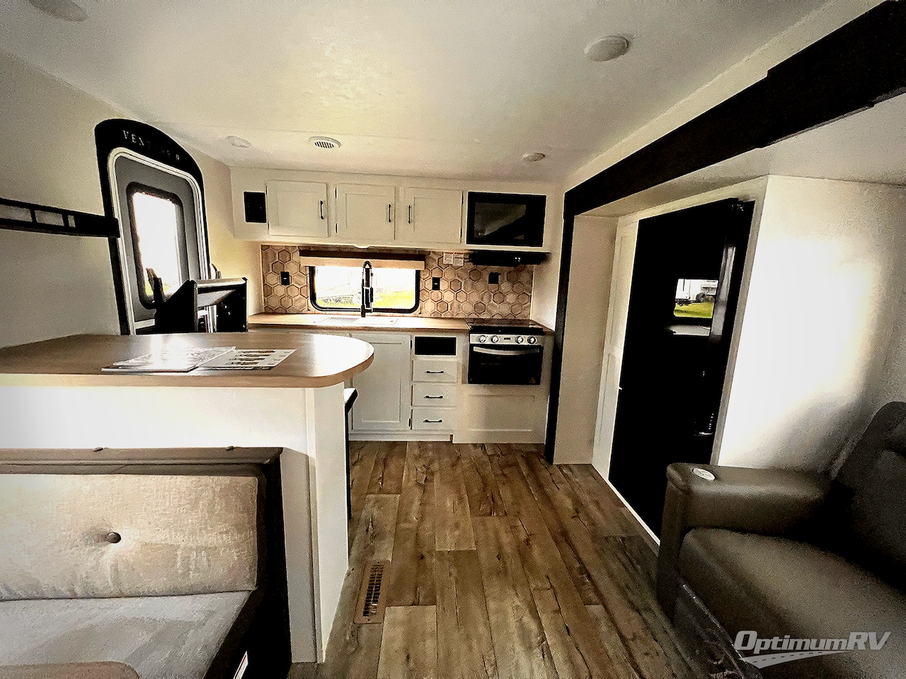 2025 Venture Sienna SA231VRK Photo 8
