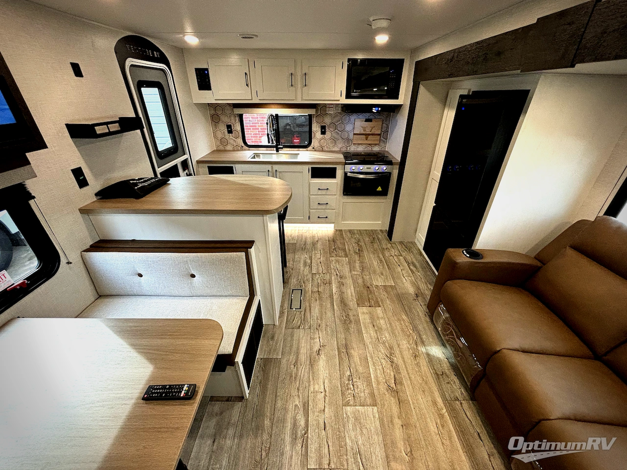 2026 Venture Sienna SA231VRK Photo 5