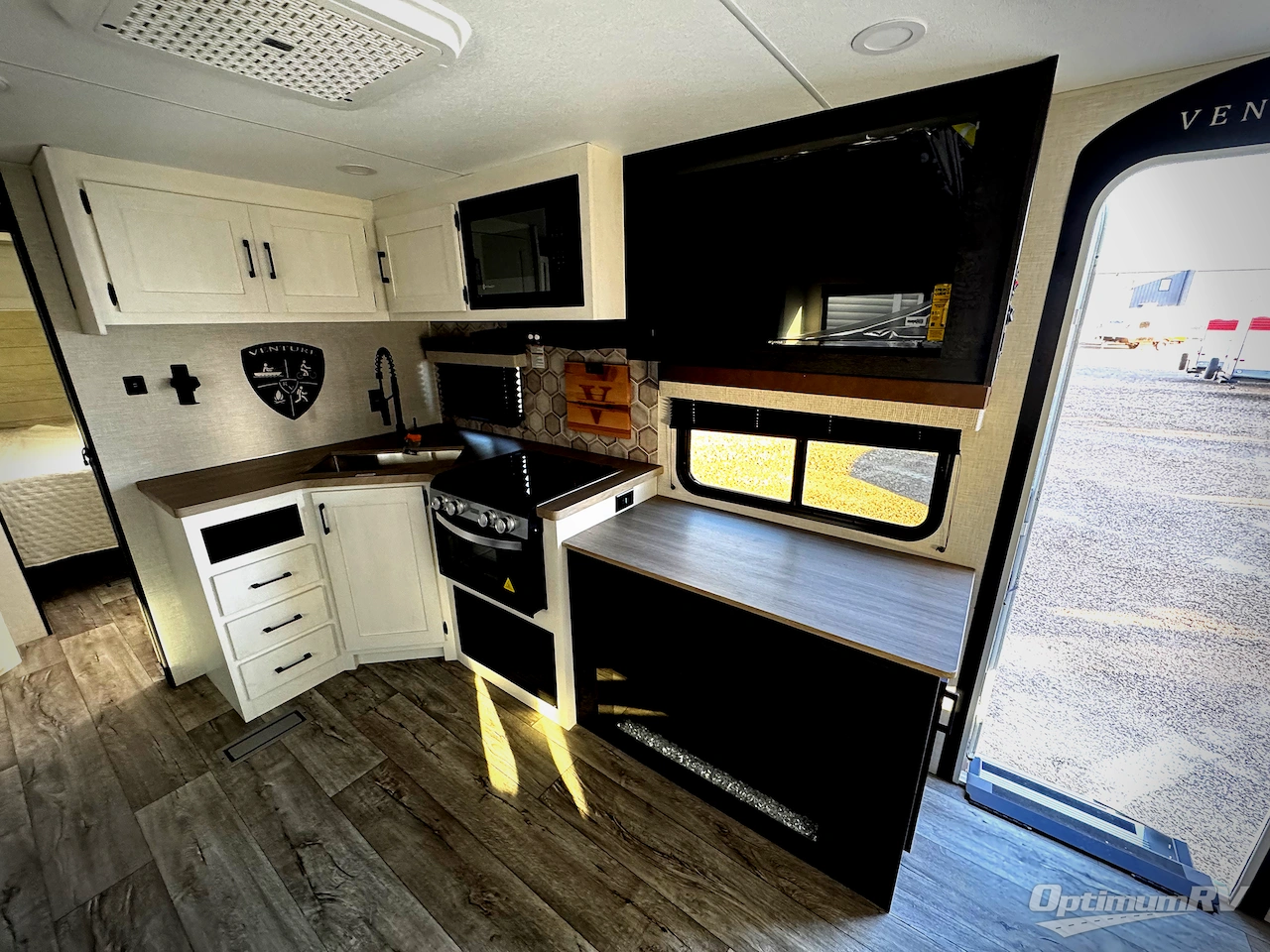 2026 Venture Sienna SA241VRD Photo 6