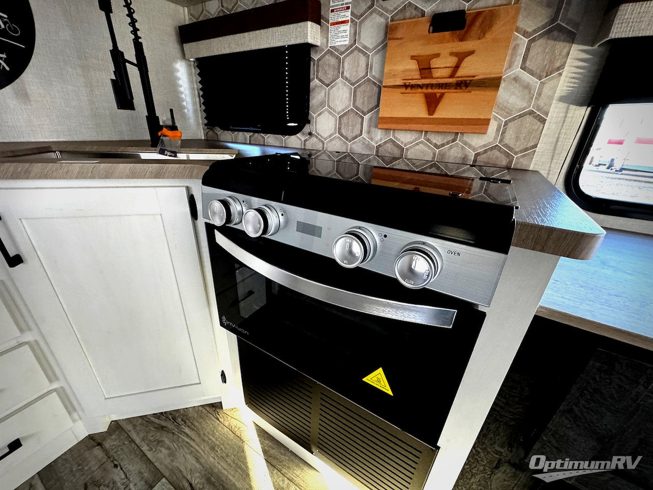 2026 Venture Sienna SA241VRD Photo 8