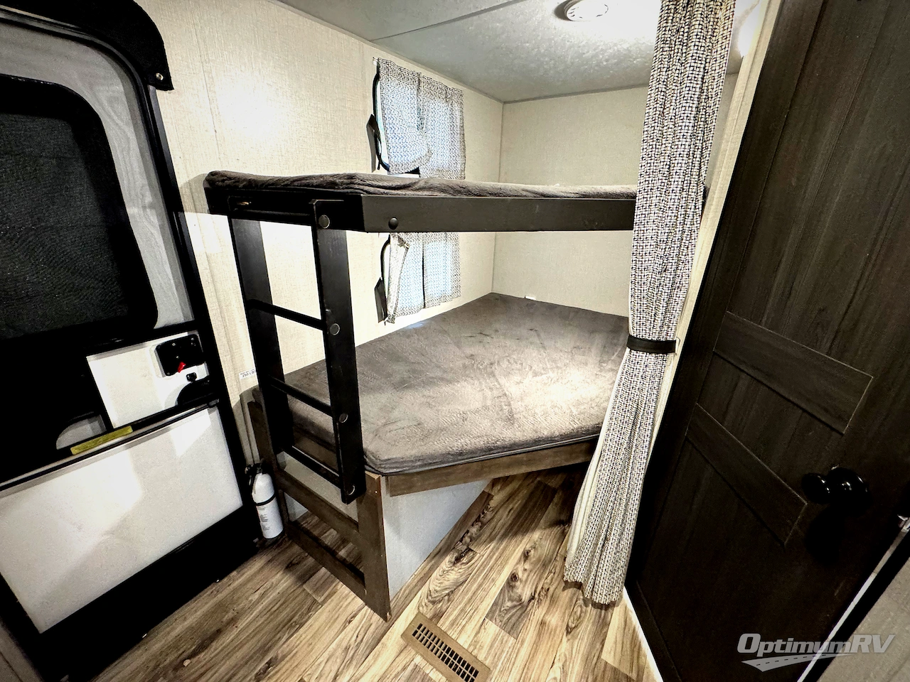 2022 Venture Stratus Ultra-Lite SR281VBH Photo 12