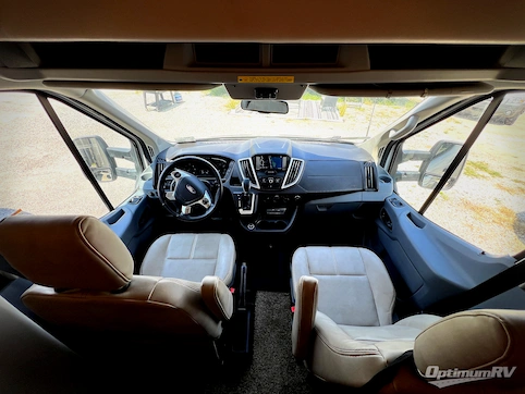 2019 Thor Compass 23TB RV Photo 2
