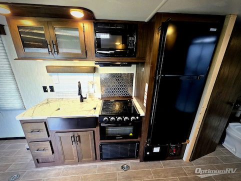 2021 Forest River Cherokee Grey Wolf 26MBRR RV Photo 3