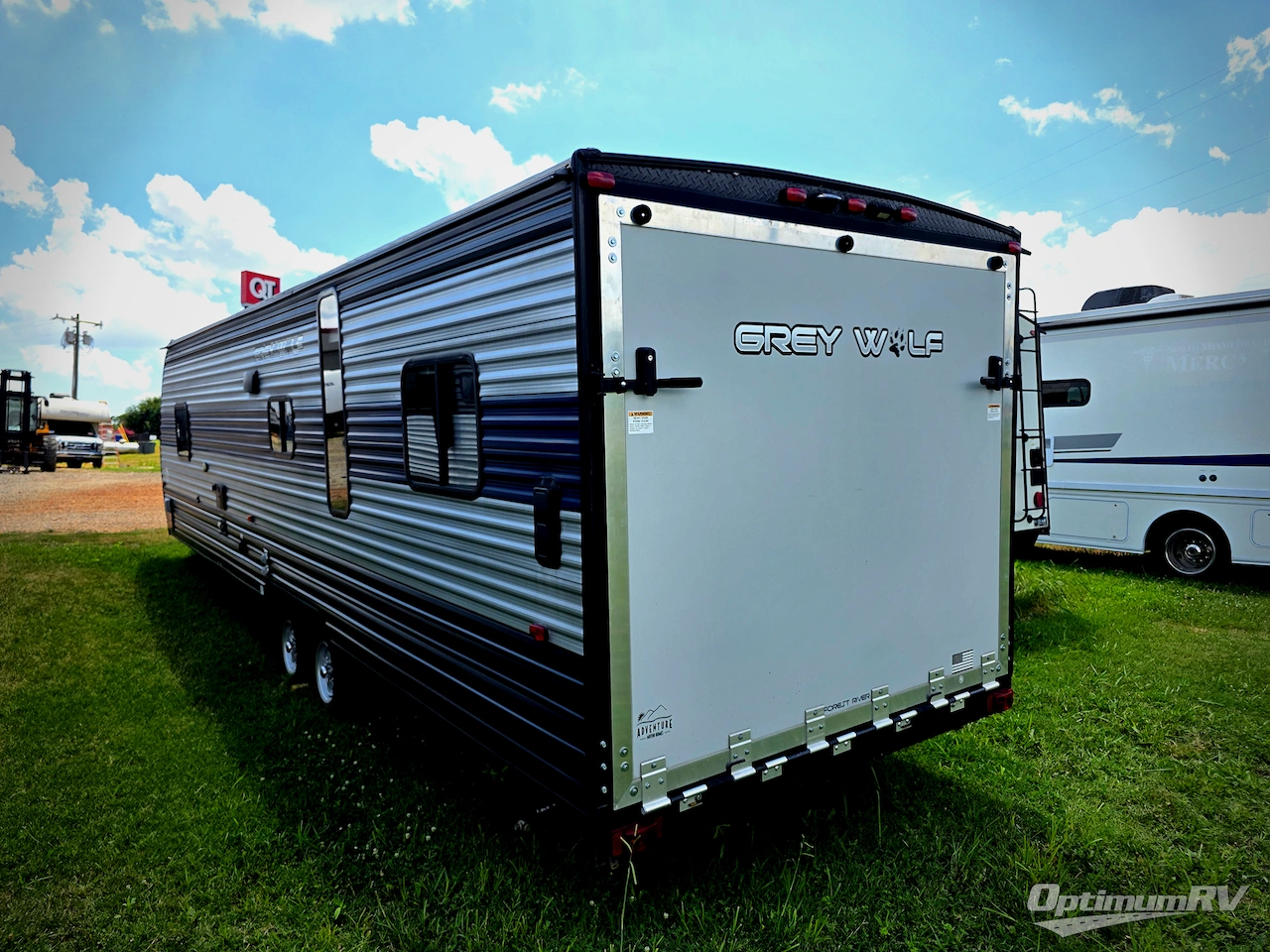 2021 Forest River Cherokee Grey Wolf 26MBRR Photo 3