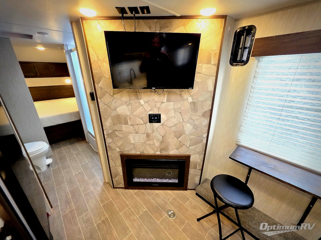 2021 Forest River Cherokee Grey Wolf 26MBRR Photo 9