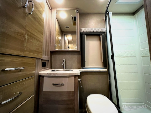 2020 Thor Tiburon Sprinter 24FB RV Photo 4