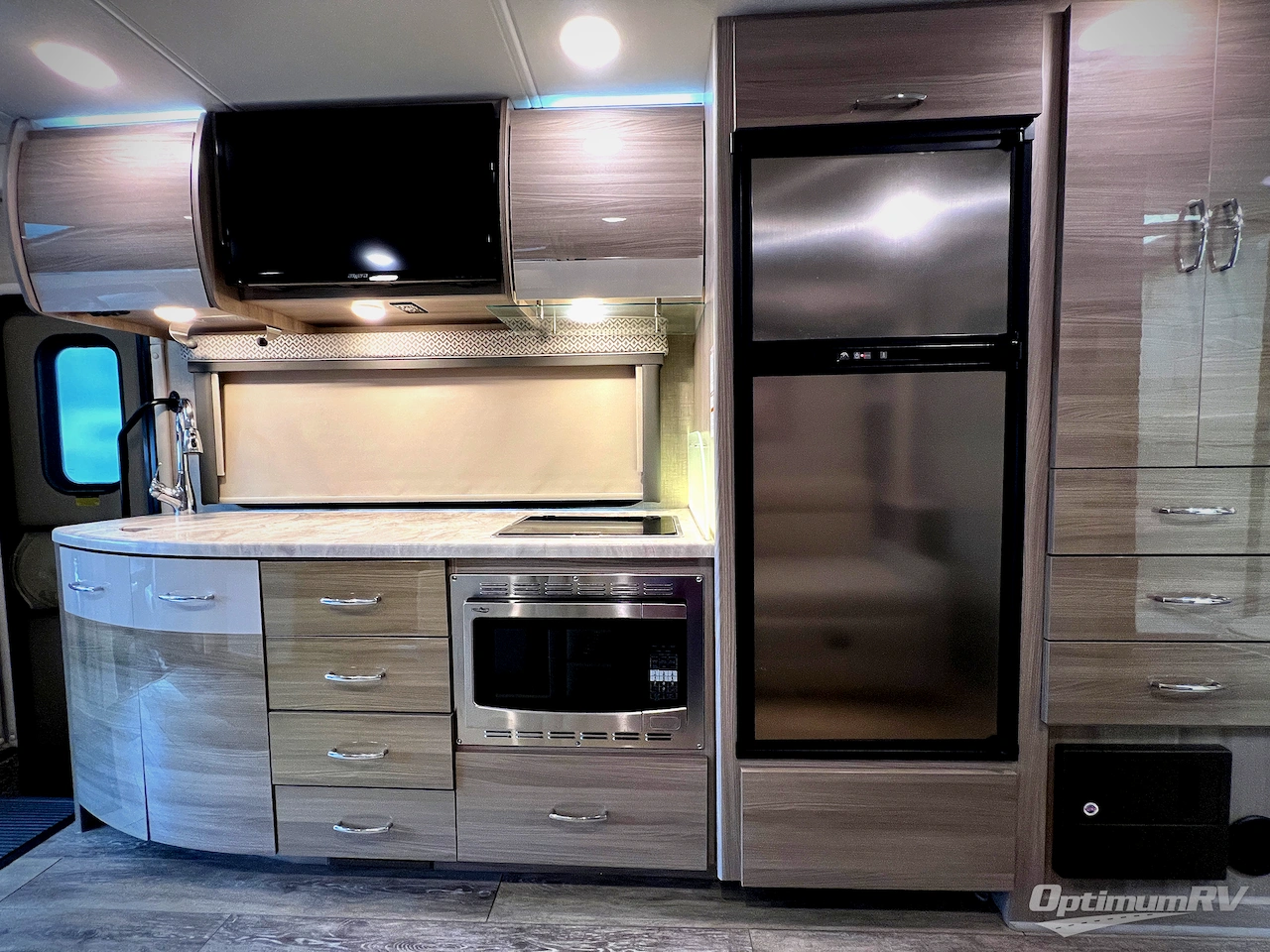 2020 Thor Tiburon Sprinter 24FB Photo 12