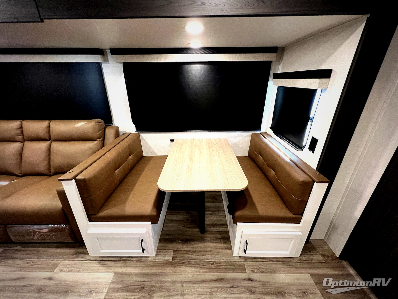 2026 Venture Stratus SR261VRB Photo 12