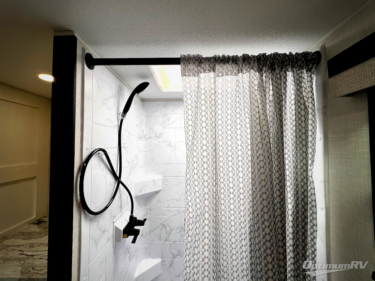 2026 Venture Stratus SR261VRB Photo 15