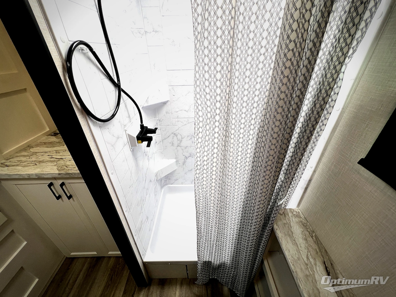 2026 Venture Stratus SR261VRB Photo 16