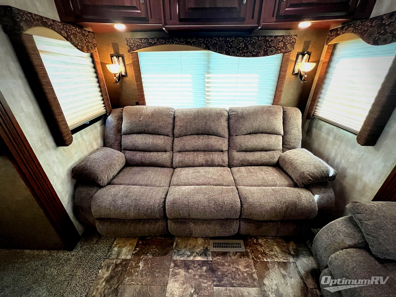 2015 Winnebago Towables Voyage 29FWRSS Photo 10
