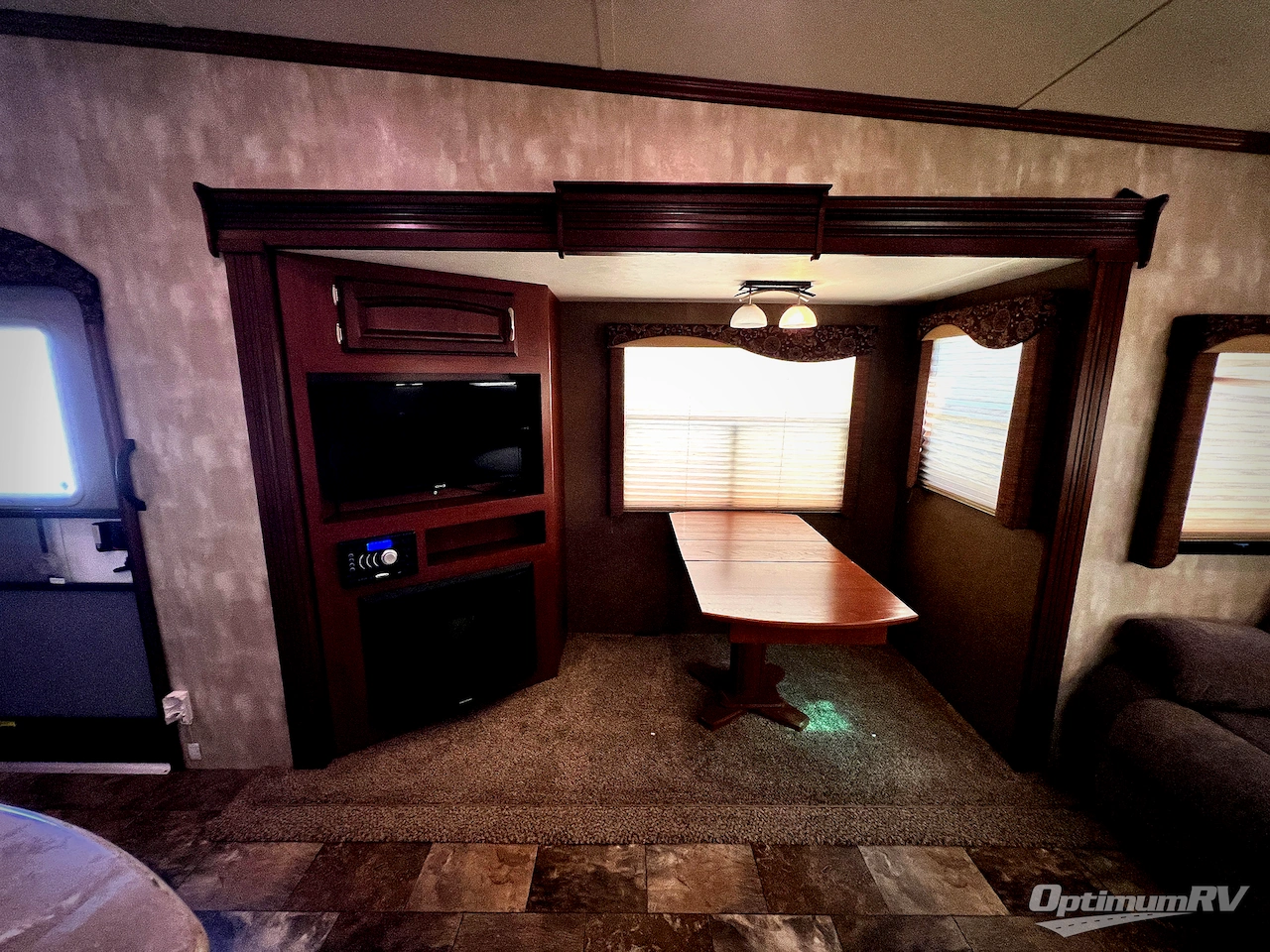 2015 Winnebago Towables Voyage 29FWRSS Photo 12